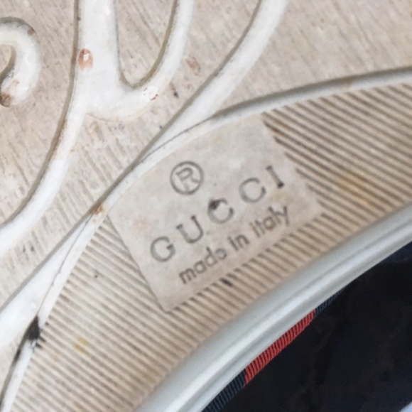 Gucci Ace Low Top Sneakers - Picture 8 of 16